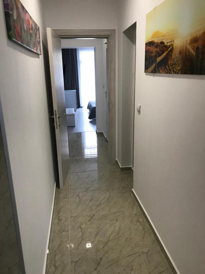 Familienapartment Am Strand In Primorsko Exterior foto